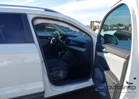 2023 Volkswagen Taos 1.5T Se from USA, damaged, VIN 3VVEX7B25PM332159